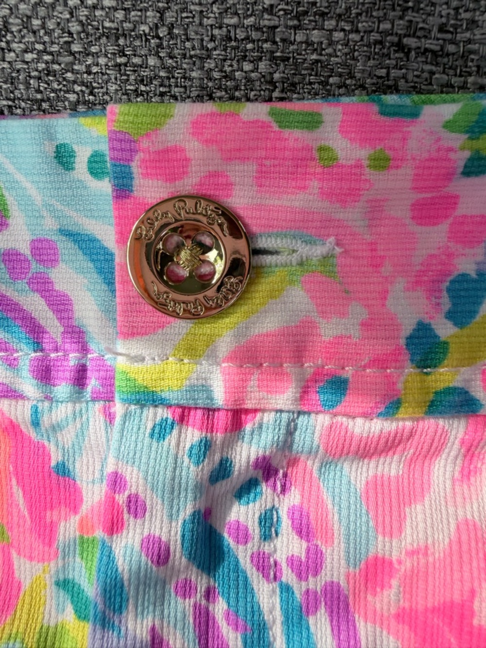 Lilly Pulitzer Multicolor Floral Pink Blue Green Button Detail - Picture 3 of 12